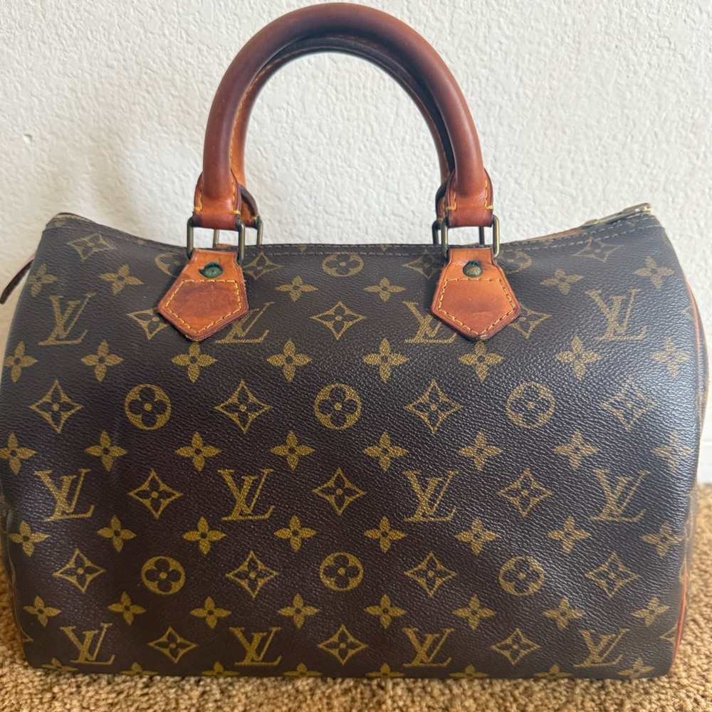 LOUIS VUITTON Monogram Speedy Handbag AUTHENTIC - Picture 2 of 11